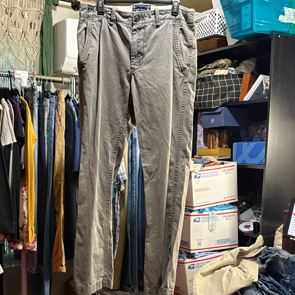 American Eagle Outfitters Gray Chinos